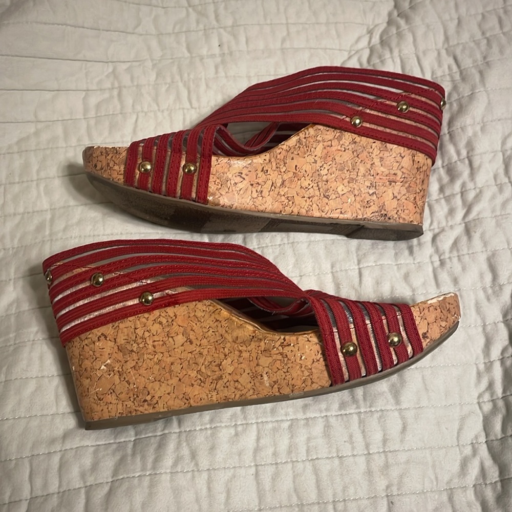 Wedges - Picture 2 of 8
